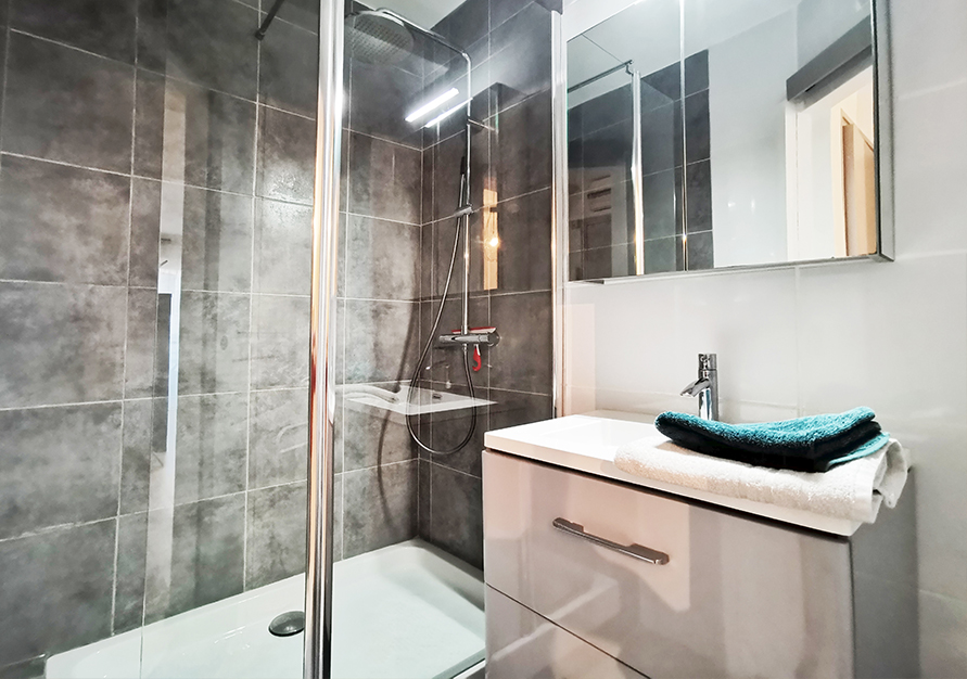 Lamartine ,location au centre ville de saint Raphael